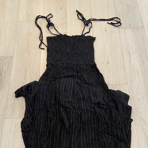 Black Elan maxi dress size: small